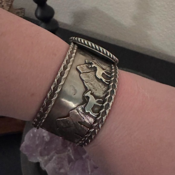 Royston turquoise cuff bracelet - Picture 4 of 4